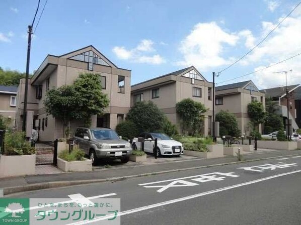 パールハイムの物件外観写真